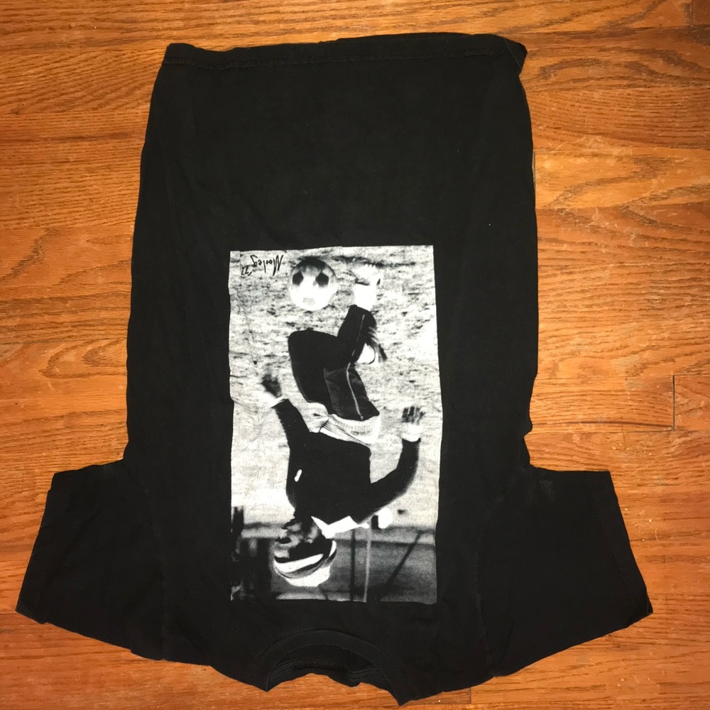 Bob Marley playing soccer t shirt